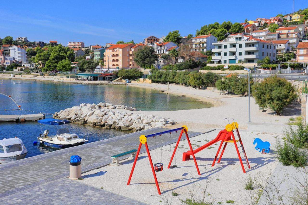 Apartments By The Sea Marina, Trogir - 14191 Zewnętrze zdjęcie