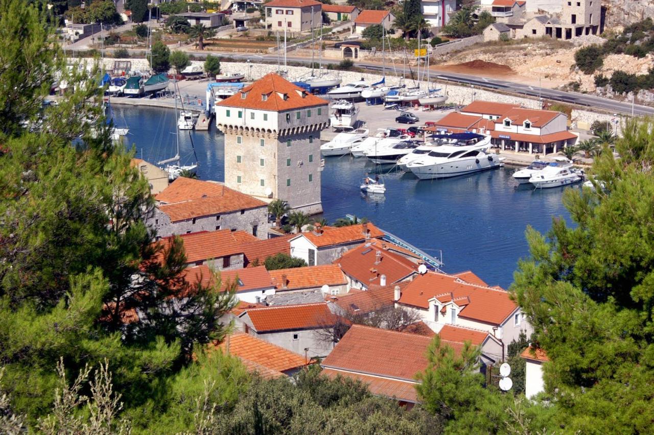 Apartments By The Sea Marina, Trogir - 14191 Zewnętrze zdjęcie